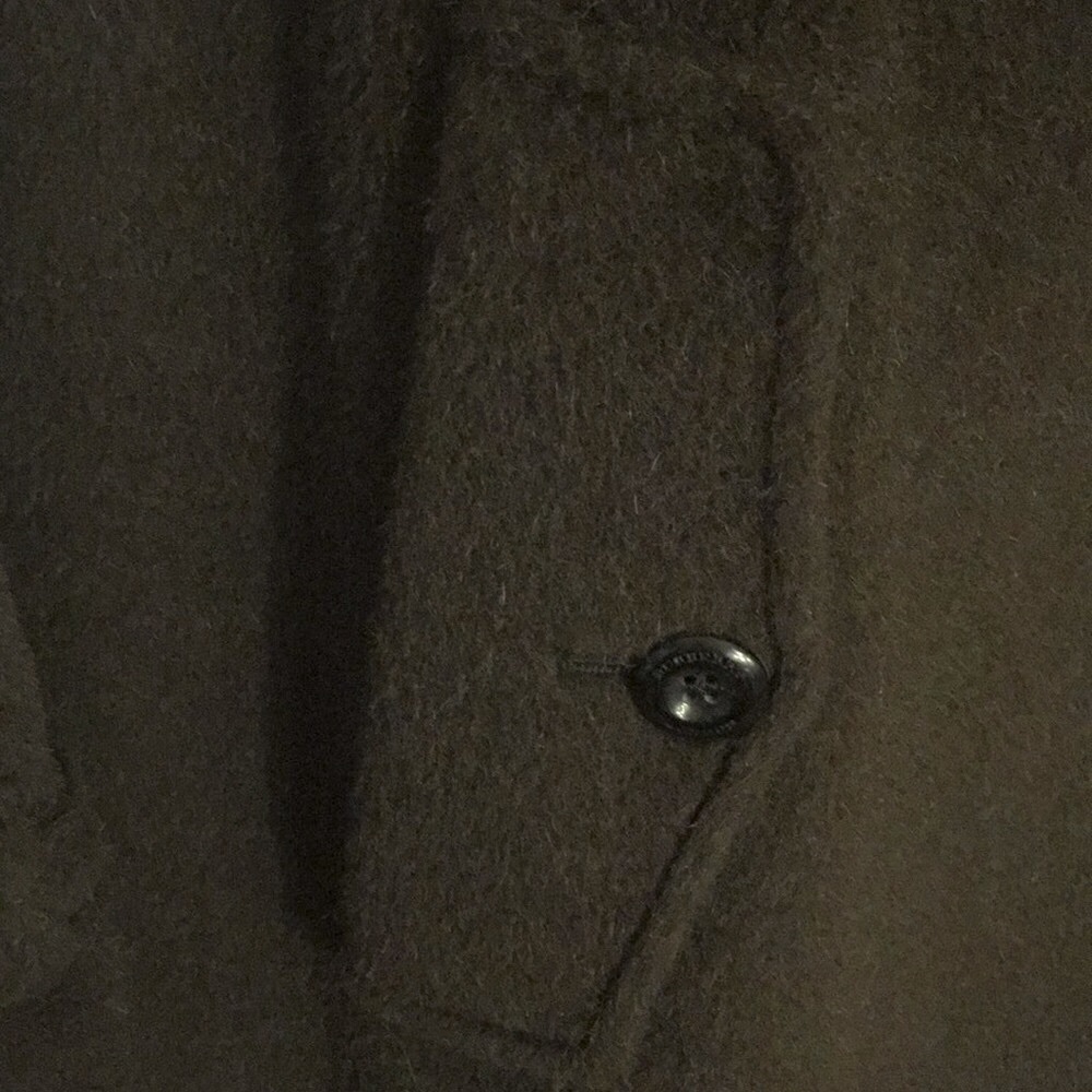 Fabulous Authentic Burberry Coat - Picture 7 of 10